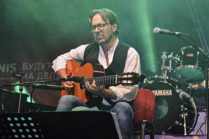 Al Di Meola